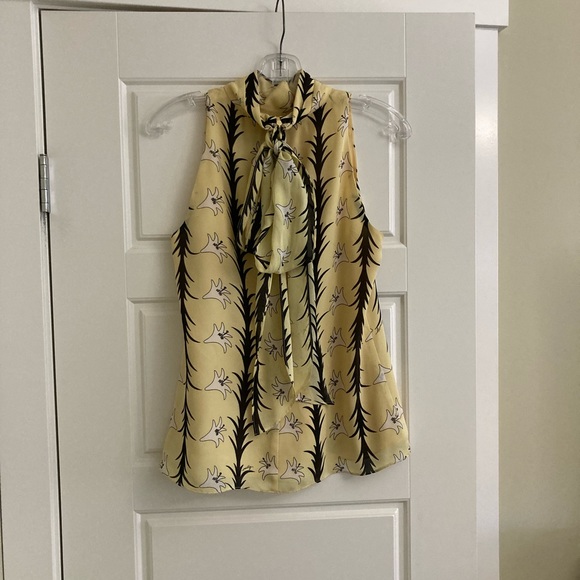 Milly size 8 - Picture 2 of 3